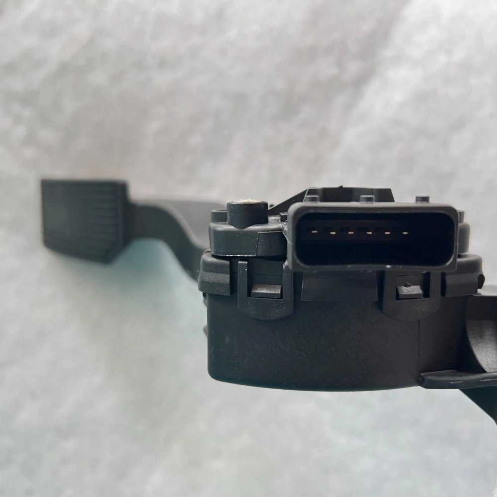 Auto Part Electronic Accelerator Pedal 180024z800, 180027y000