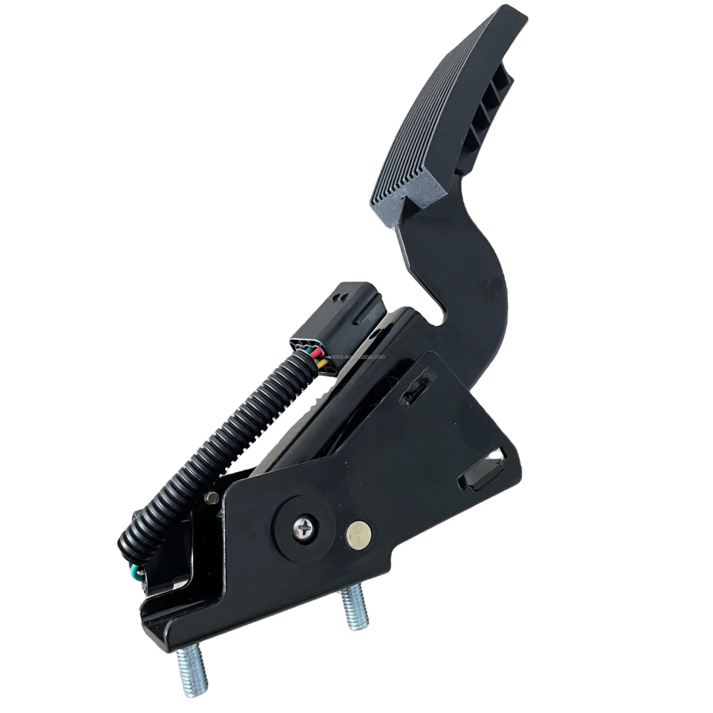 Factory Direct Truck Parts Accelerator Gas Pedal for Foton Forland Fd400 G0117030023A0