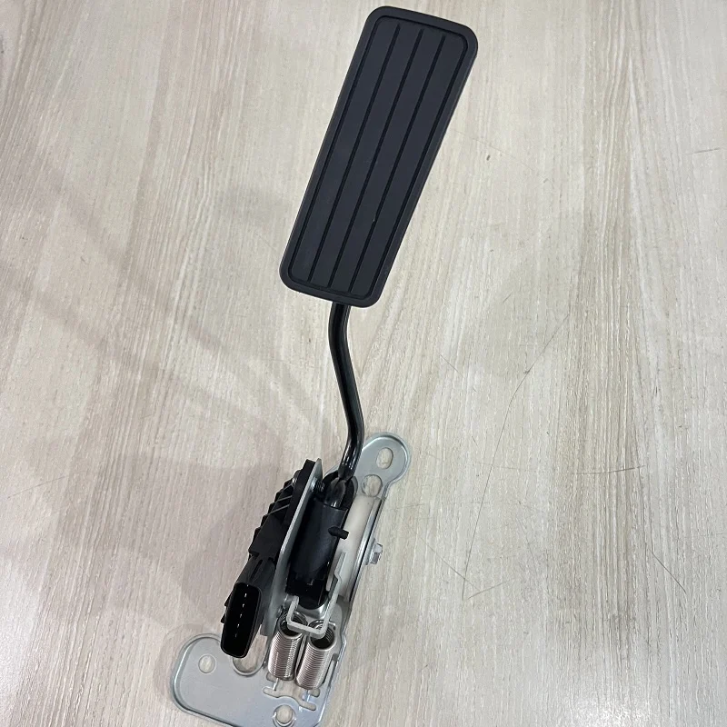 36010AG021 198800-010004e22 Electric Accelerator Pedal for Subaru Legacy (07-05) Subaru Outback (07-05)