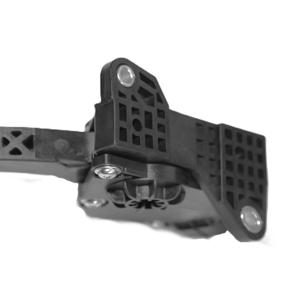 OE 7811006070 Electronic Accelerator Pedal - IATF16949 Certified for Toyota