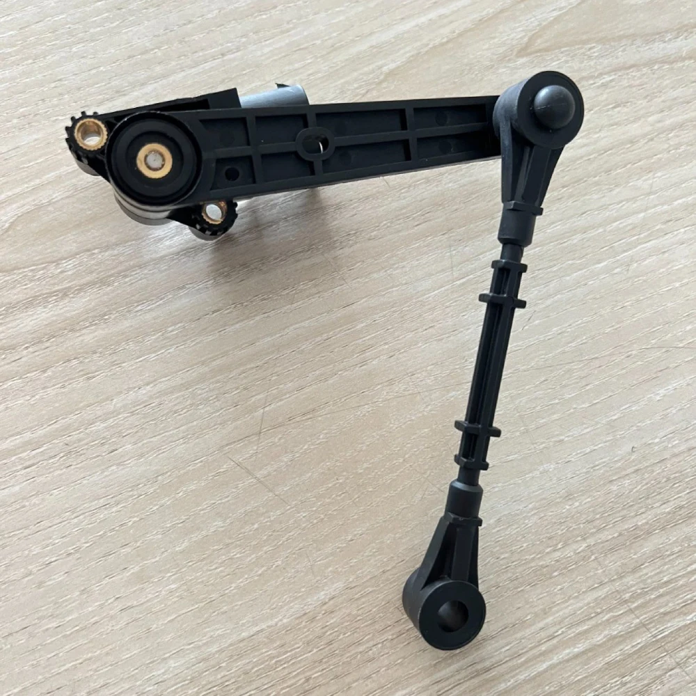 Auto Parts Height Level Sensor Lr014065 Lr023648 for 10-18 Land Rover Discovery Discovery Sport Lr4 Range Rover Sport