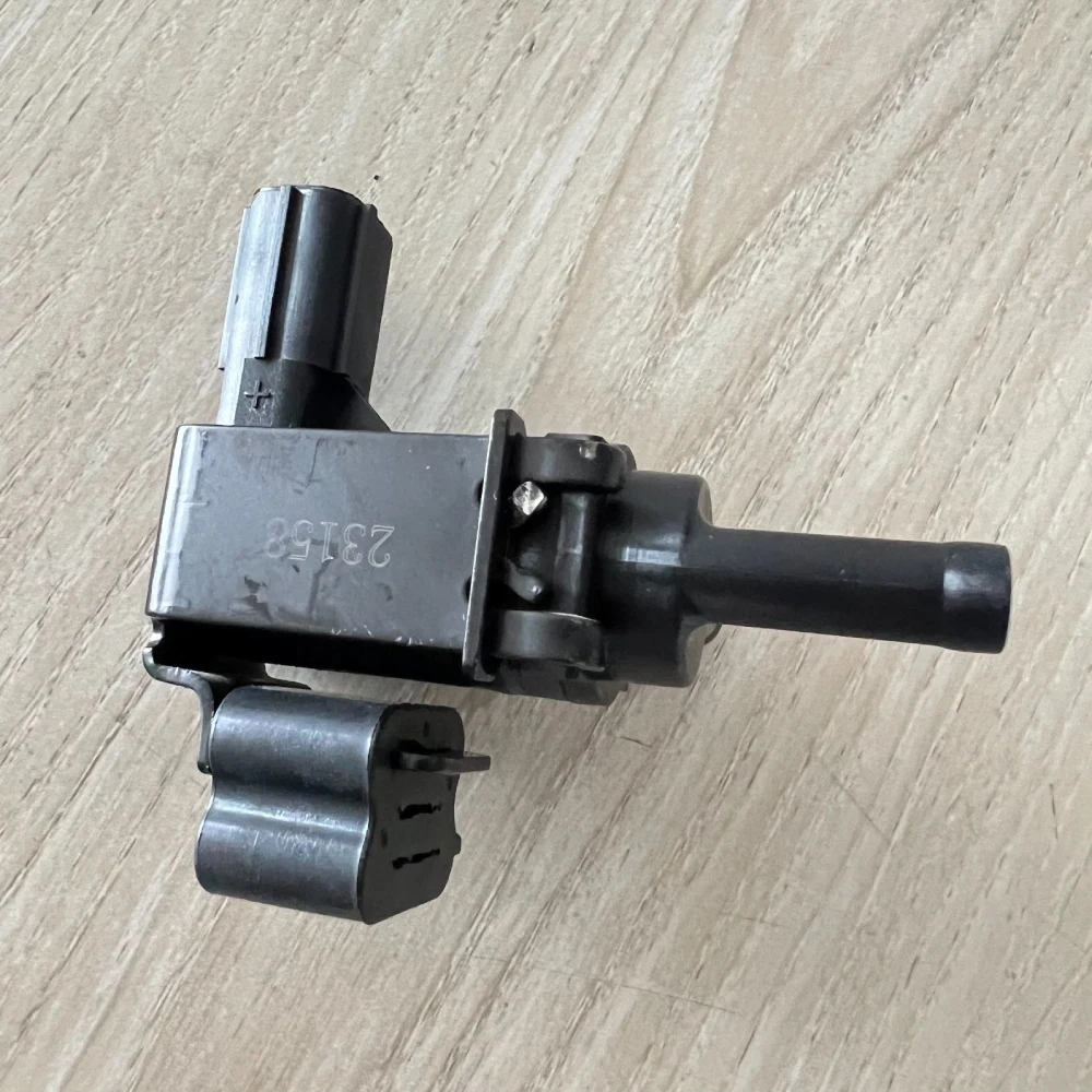 Auto Parts Canister Purge Solenoid Valve for Acura Nsx (05-00) Acura Tl (99) Honda Accord (02-98)