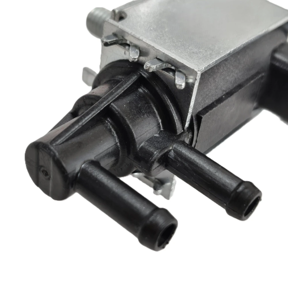 Auto Parts Engine Parts Evaporative Emissions Vapor Canister Purge Valve 14930-8u300