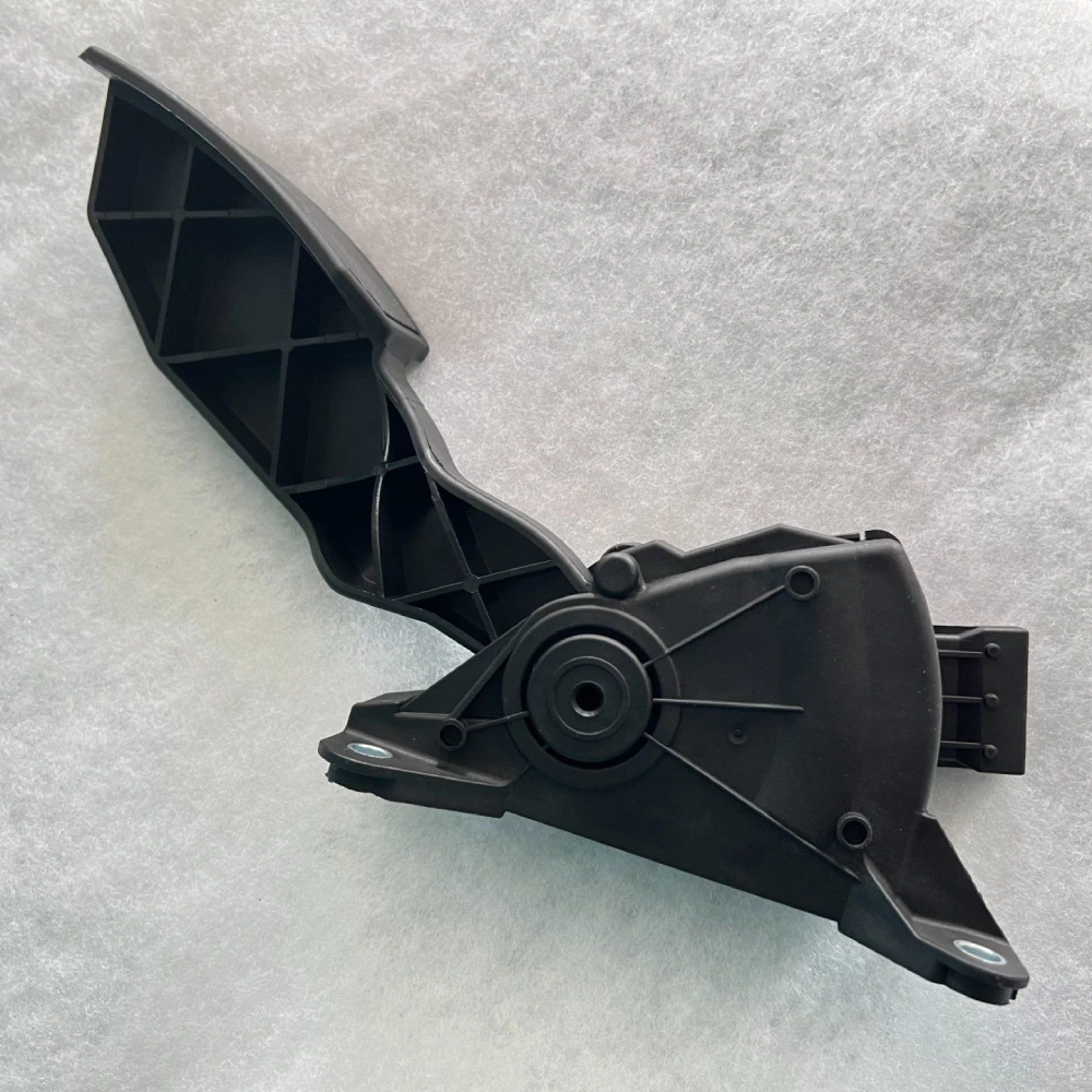 180024z800 180027y000 Electric Accelerator Pedal for Nissan Altima (06-04) Nissan Maxima (06-04) Nissan Sentra (06-03)