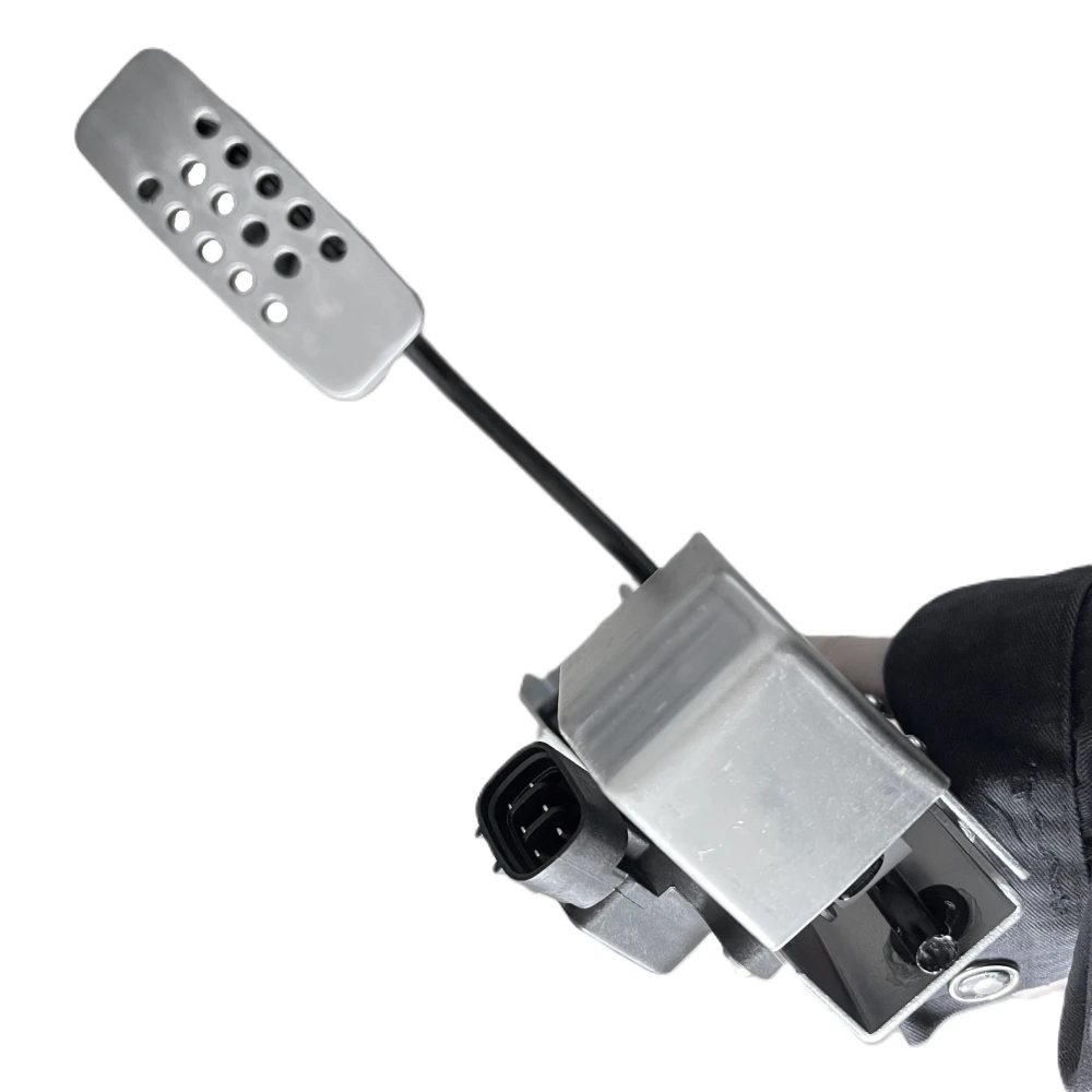 18002am806 18002am808 Electric Accelerator Pedal for 09-03 Nissan 350