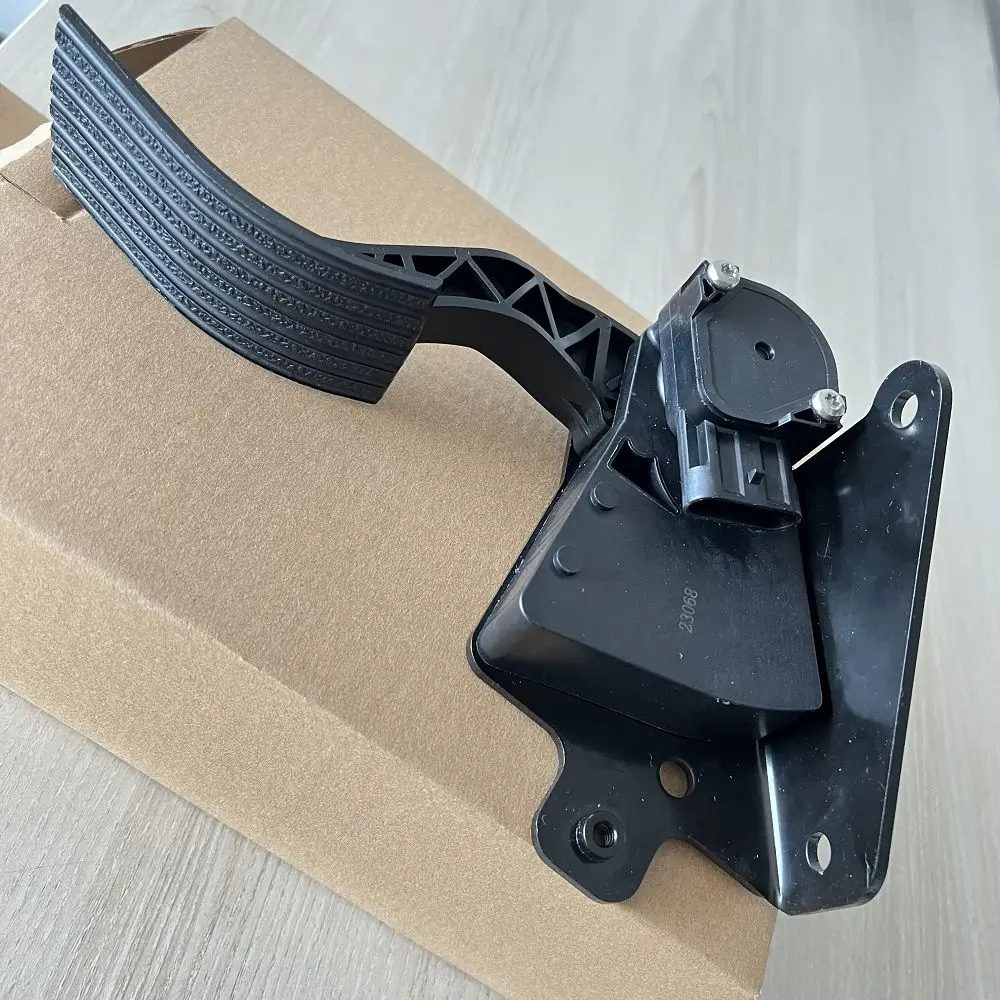 Truck Parts Foot Control Pedal for International Navistar 2596214c92