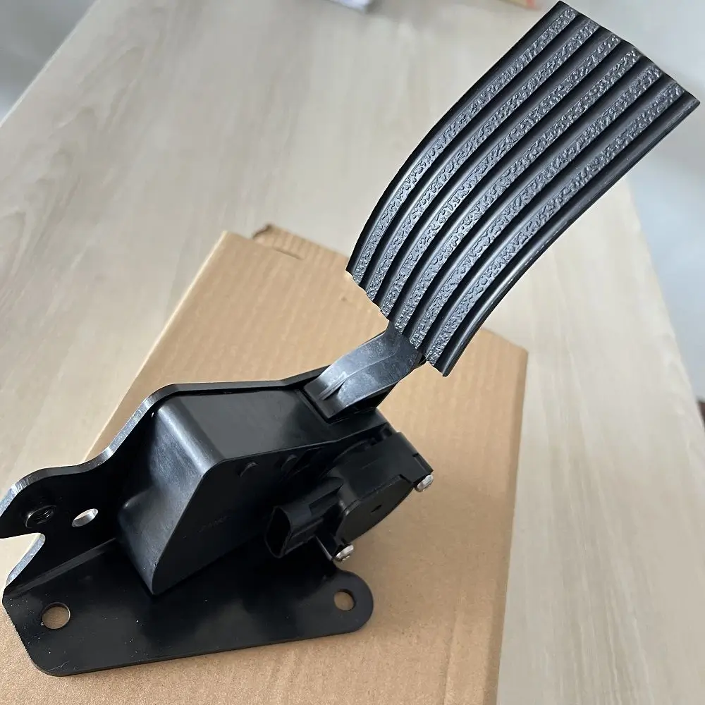 Truck Parts Foot Control Pedal for International Navistar 2596214c92