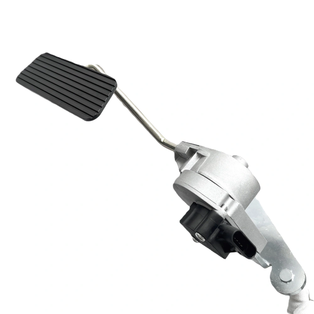 This is 2608079c91 Pedal Electronic Accelerator for Navistar Inter National Dump Trucks photo