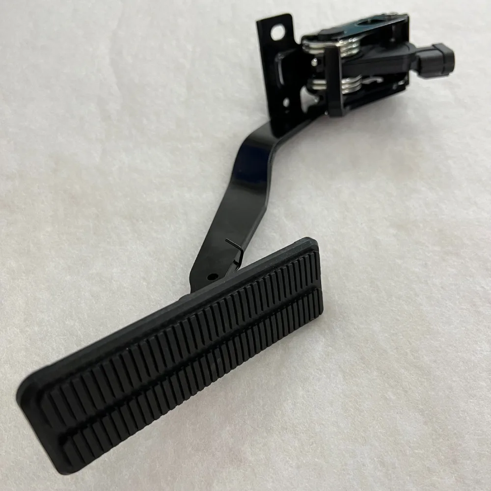 19417903 25835421 15864594 12569599 Electric Accelerator Pedal for Chevrolet Corvette (13-05)