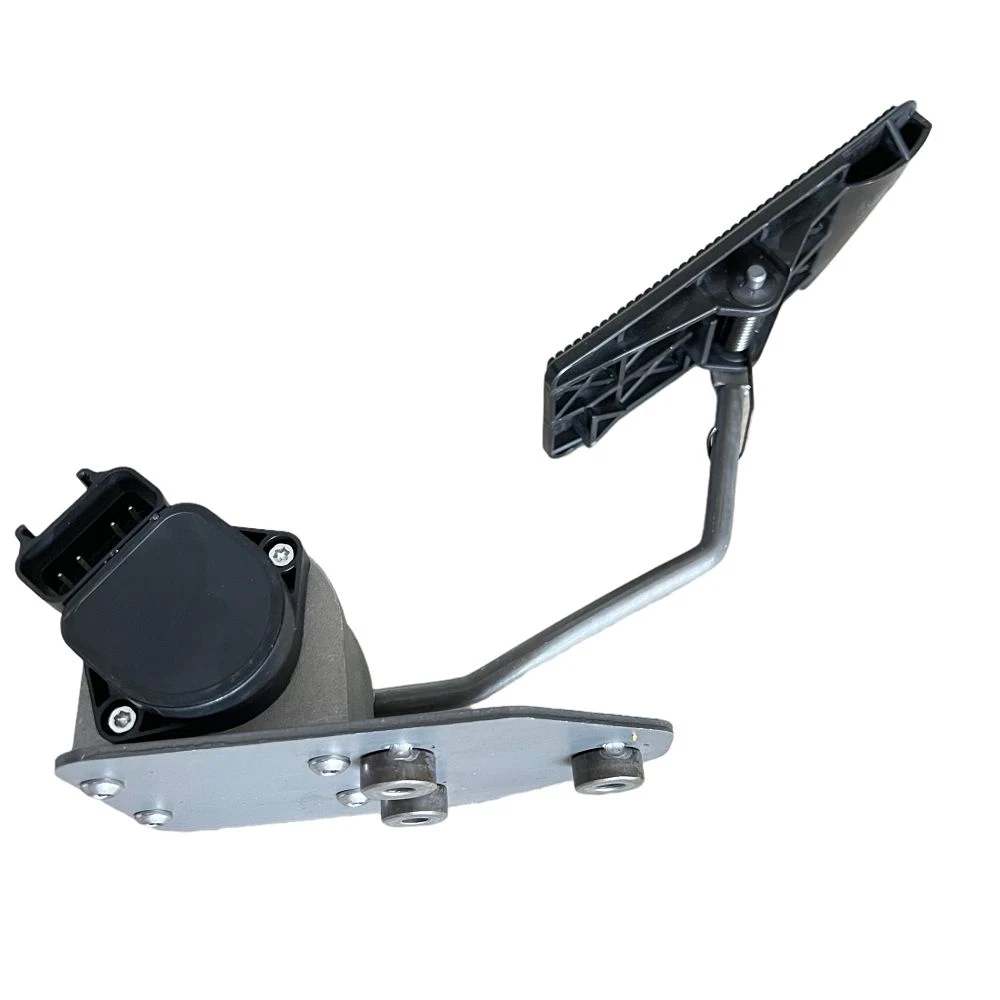This is 15751307 15984422 Electric Accelerator Pedal for Chevrolet 2002-94 GMC 2002-94 photo