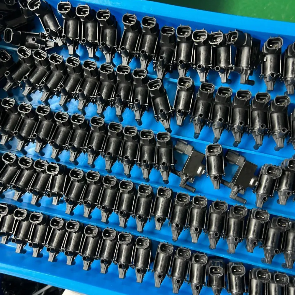 Auto Parts Engine Parts Evaporative Emissions Vapor Canister Purge Valve Cpv50 Cvs40 PV623 for Toyota