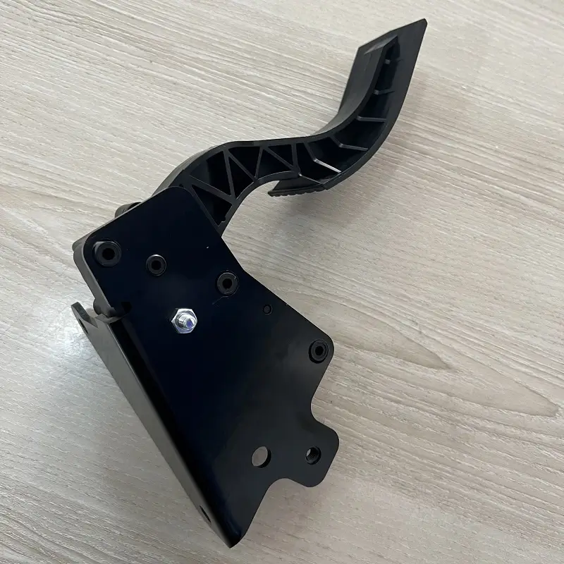 Truck Parts Accelerator Pedal 2606578c91 for IC Corporation