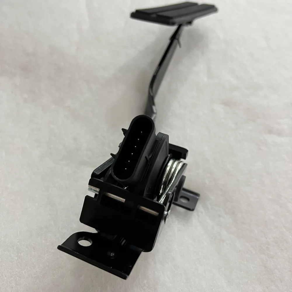 19417903 25835421 15864594 12569599 Electric Accelerator Pedal for Chevrolet Corvette (13-05)